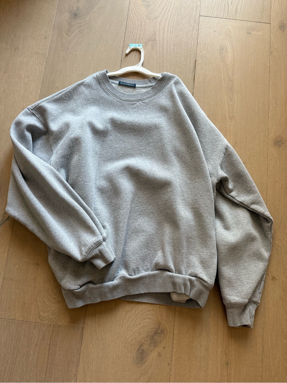 Brandy Melville Gray Oversized Heavyweight Crewneck Sweatshirt